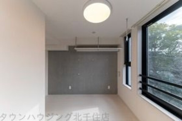 COCOCUBE北千住の物件内観写真